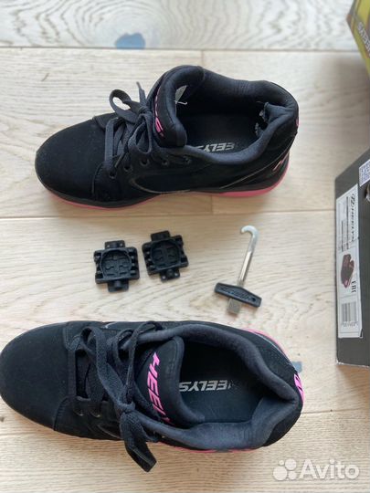 Кроссовки на роликах heelys