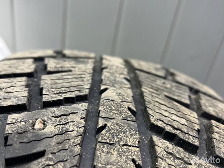 Minerva Eco Stud SUV 215/60 R17 96T