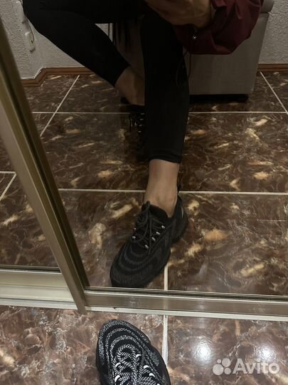 Кроссовки tendance