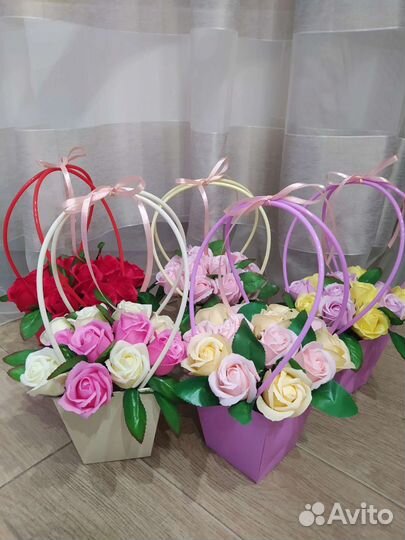 Букет роз в сумочке из мыла