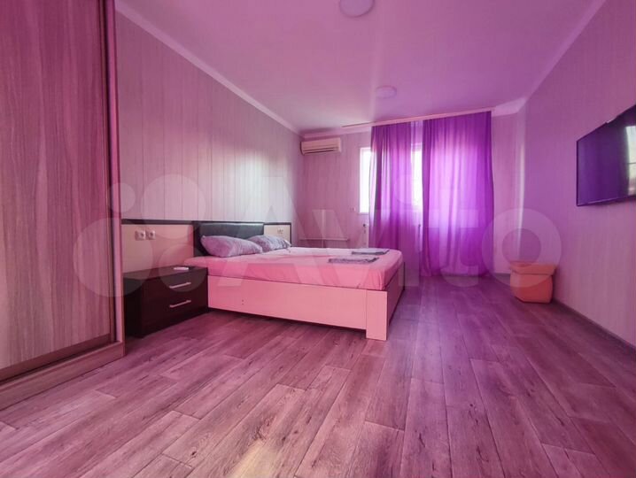 2-к. квартира, 102 м², 1/2 эт.