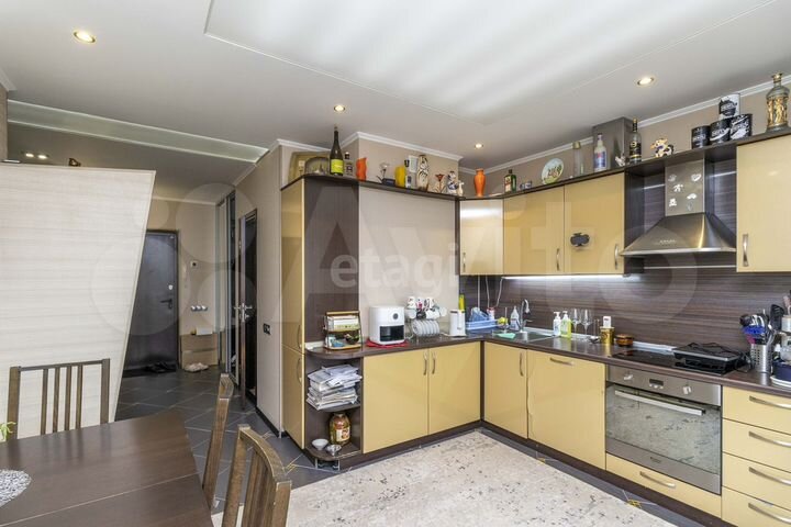 2-к. квартира, 77 м², 17/24 эт.