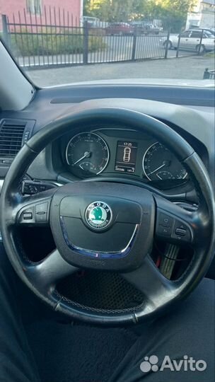 Мультируль с подушкой Октавия А5 фл, Суперб