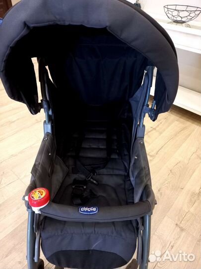 Прогулочная коляска chicco