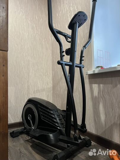 Эллиптический тренажер torneo