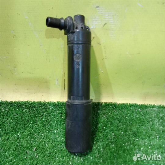 Форсунка омывателя фары Audi A4 (B9) 2015