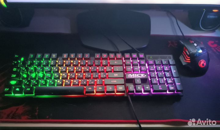 Игровая клавиатура и мышь