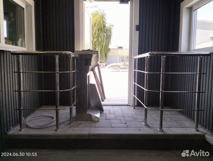 Перила,ограждения,поручни