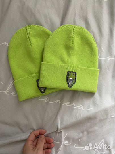 Шапки для двойни новые