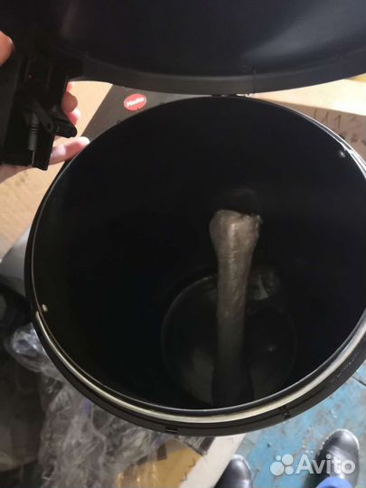 Встраиваемое ведро с крышкой Hailo