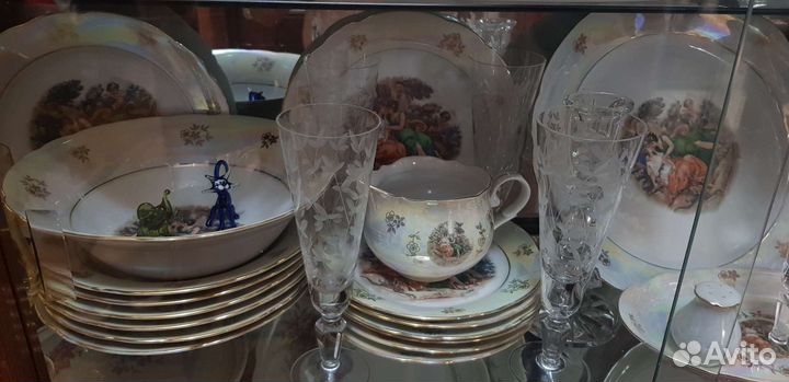 Обеденный сервиз