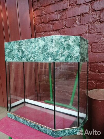 Аквариум б/у для рыбок