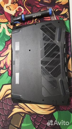 Ноутбук игровой Acer nitro 5 геймпад и подставка