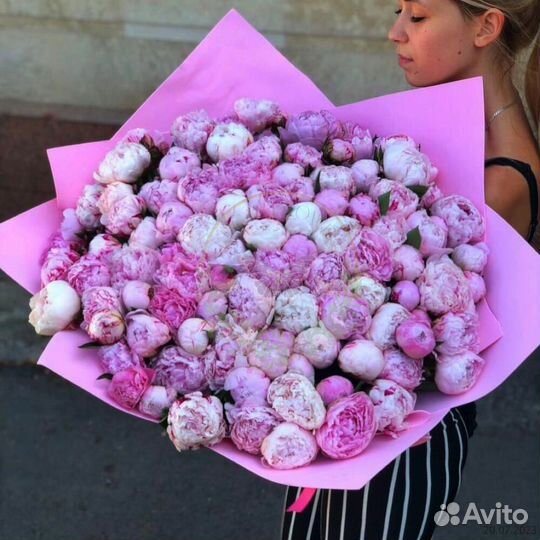 Пионы, букеты с доставкой