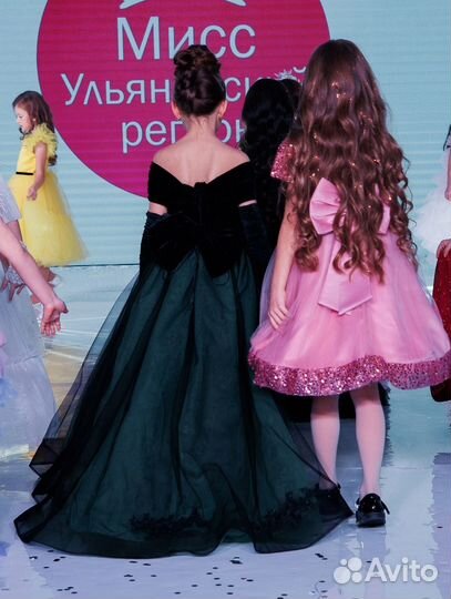 Праздничное платье для девочки в пол