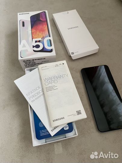 Samsung Galaxy A50, 4/64 ГБ