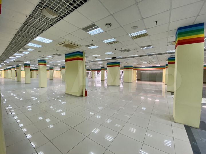 Торговая площадь, 1350 м²