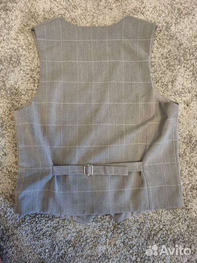 Школьная форма для мальчика (жилетки, пиджак)