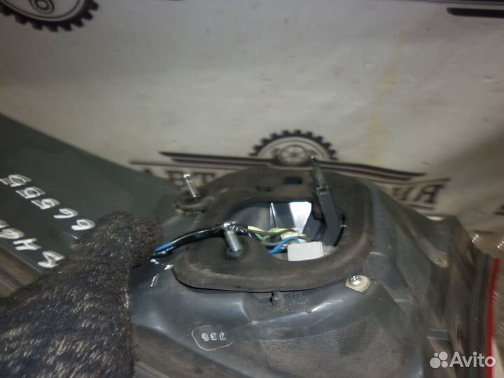 Фонарь задний Lexus LS460 2006-2009