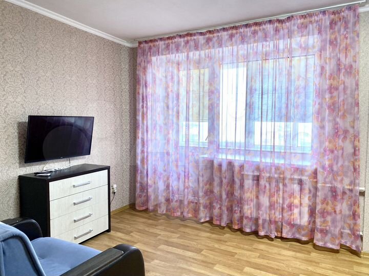 2-к. квартира, 72 м², 4/10 эт.