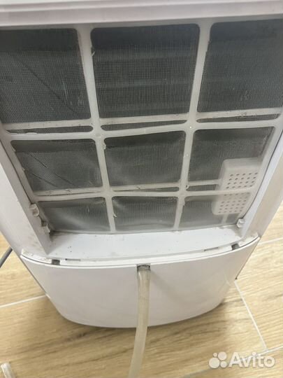 Осушитель воздуха Hyundai H-dh20-p15e