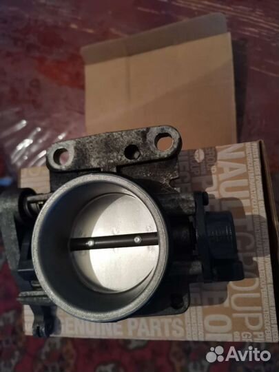 Дросельная заслонка от renault