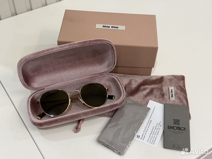 Солнцезащитные очки miu miu оригинал