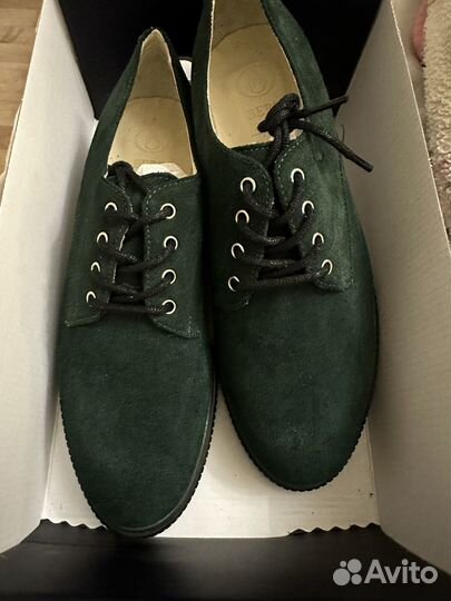 Ботинки новые р37 кожа на шнурках