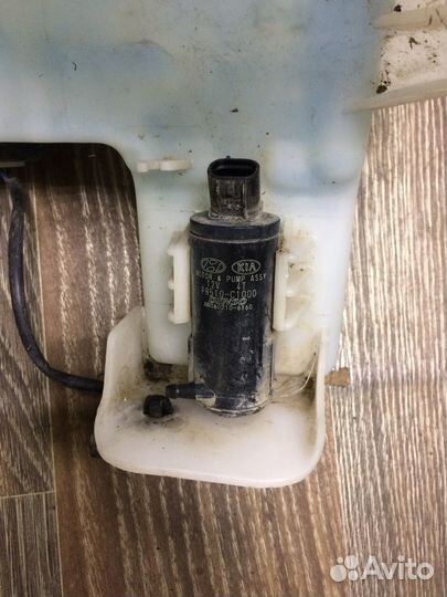 Бачок стеклоомывателя Hyundai Solaris 1