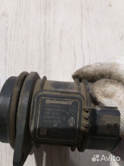 Дмрв Датчик расхода воздуха Renault duster