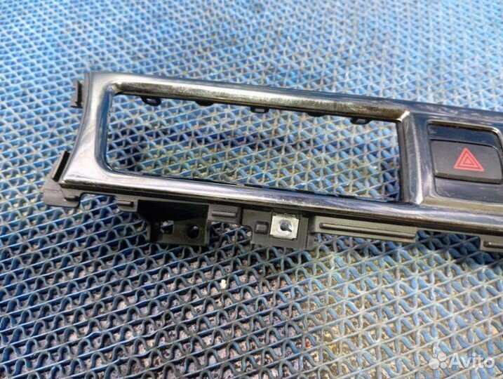 Накладка торпеды Kia Rio 4 седан G4FG 2018