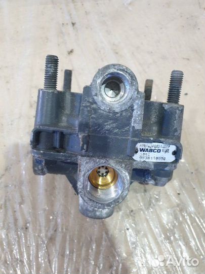 Клапан ускорительный Mercedes-Benz