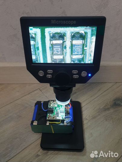 Микроскоп цифровой с ЖК дисплеем