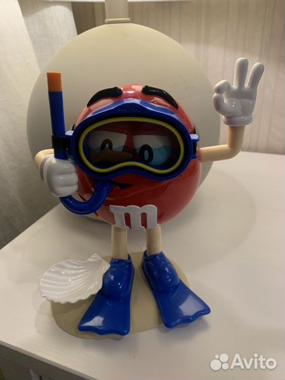 Аквалангист диспенсер M&Ms