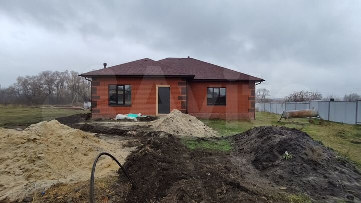 Дом 166 м² на участке 16 сот.