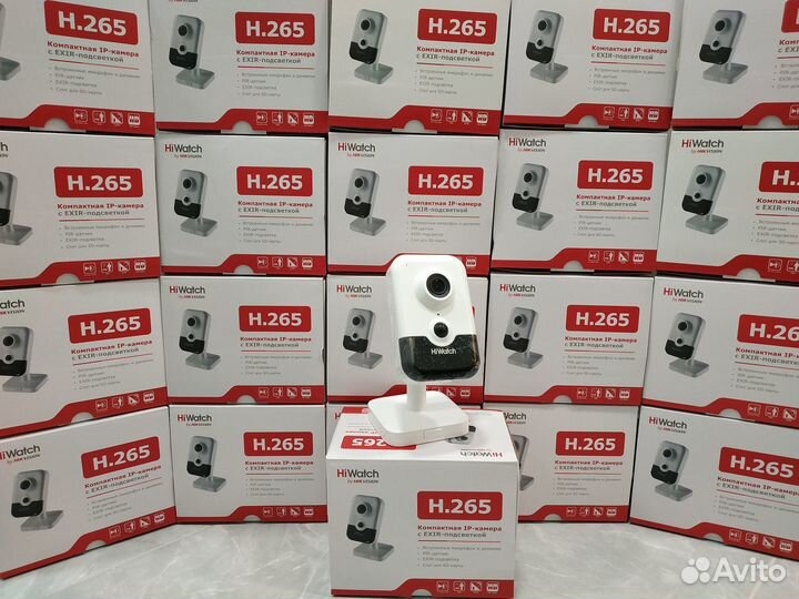 HiWatch DS-I214(B) (2.8mm) Цифровые IP камеры