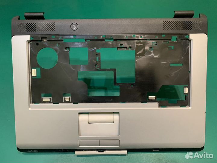 Топкейс Toshiba L300D