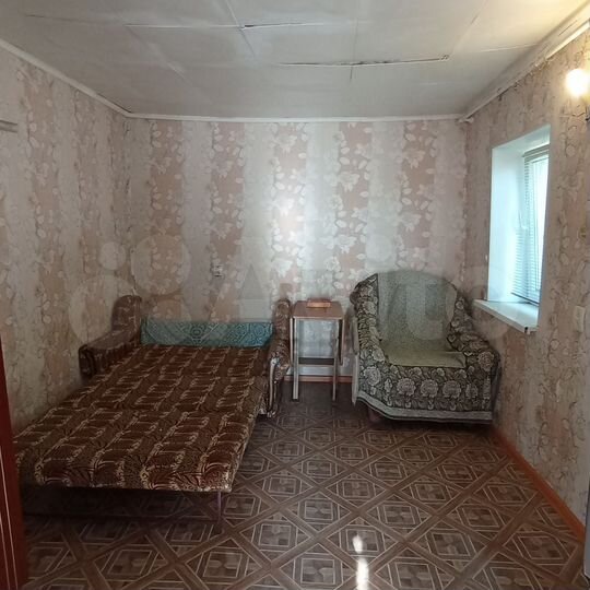 Дом 20 м² на участке 1 сот.