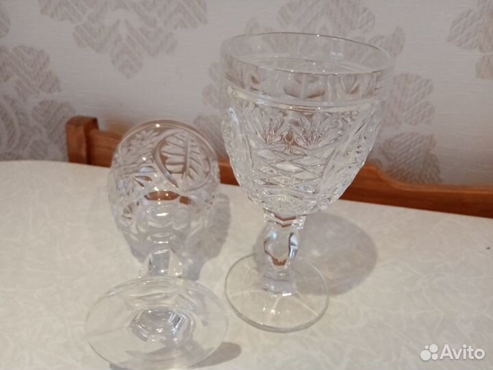Хрустальные бокалы