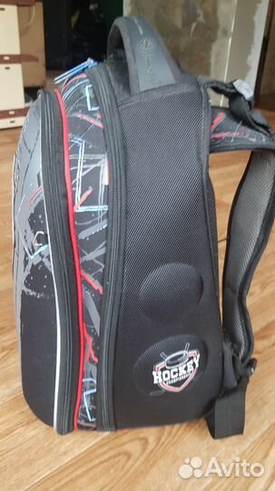 Школьный рюкзак