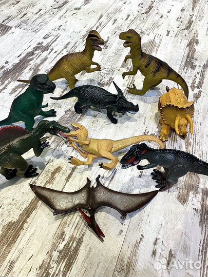 Динозавры пакетом (22 шт)