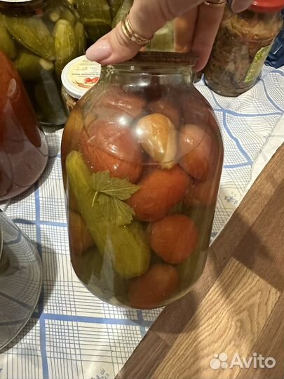 Огурцы и помидоры консервированные