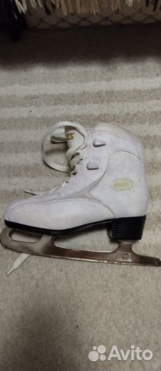 Коньки фигурные 38 размер