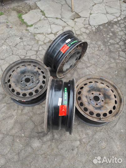 Диски штампованные R16 VW Tiguan