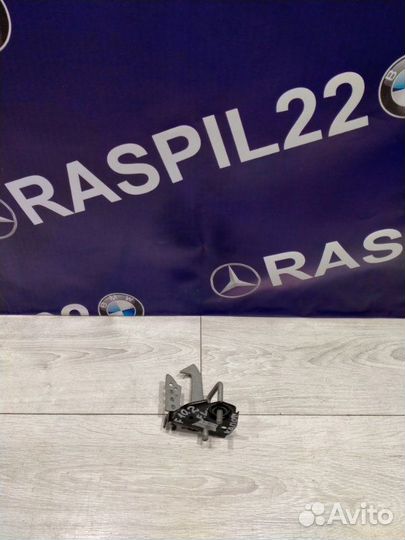 Замок капота левый Bmw 523I F10 N20B20B 03/2014