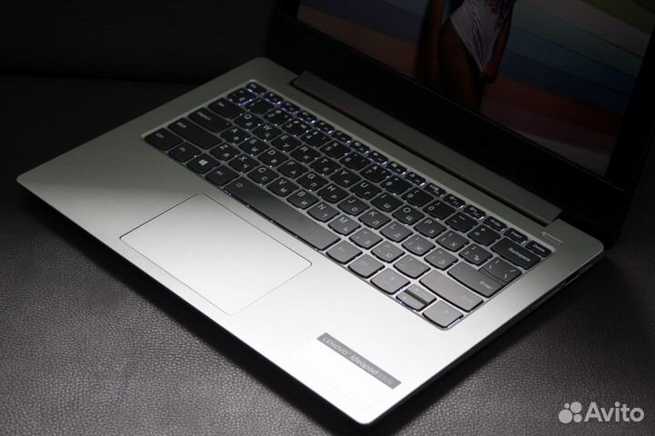 Ультрабук Lenovo Ryzen 7