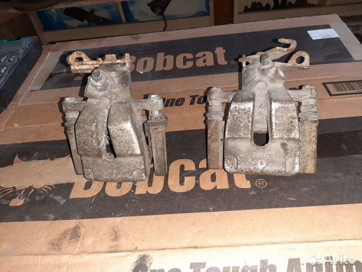 Суппорт тормозной задний Renault Fluence Меган 3