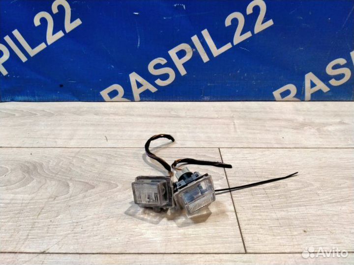 Подсветка заднего номера Mercedes-Benz 212.054 E