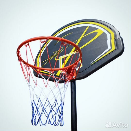 Баскетбольная стойка