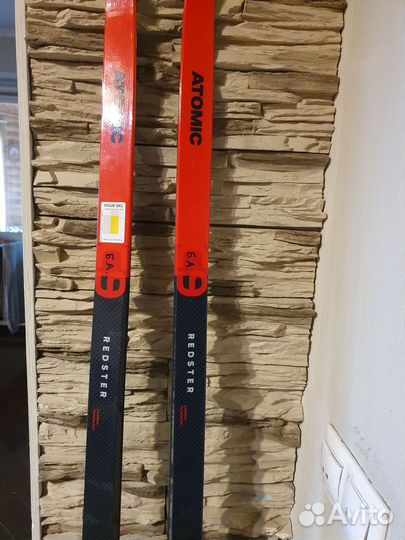 Продаются лыжи Atomic классические